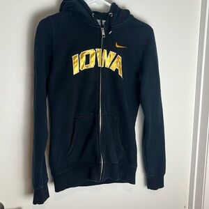 Women’s Nike Iowa Hawkeyes Full Zip Jacket - M